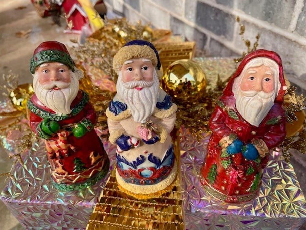 Vintage Santa Claus Figurines Statue Set of 3 Victorian Traditional